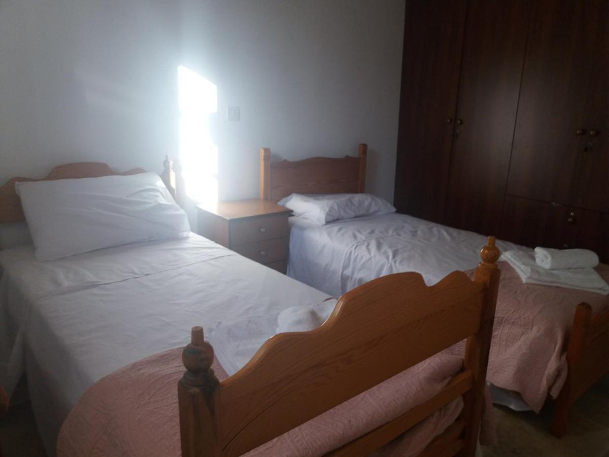 Georgia'S House Bed & Breakfast Fyti Ngoại thất bức ảnh
